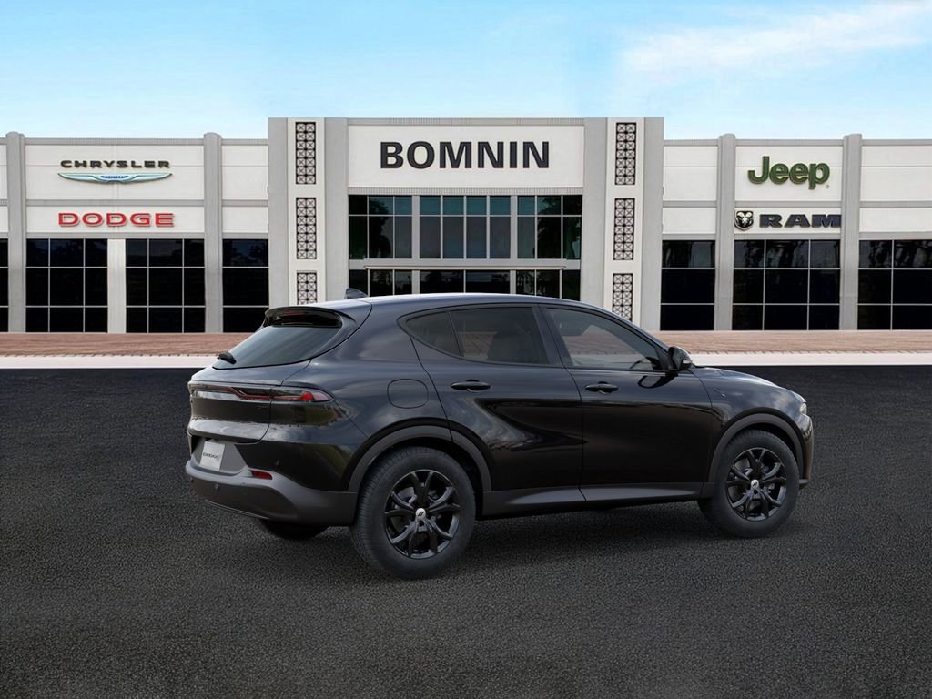 New 2025 Dodge Hornet GT w/ GT Blacktop Package image 4