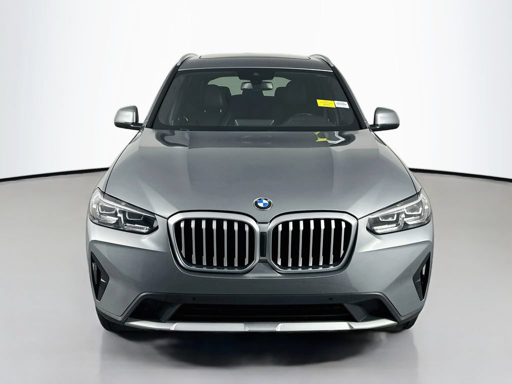 Used 2023 BMW X3 xDrive30i AWD/4WD image 2