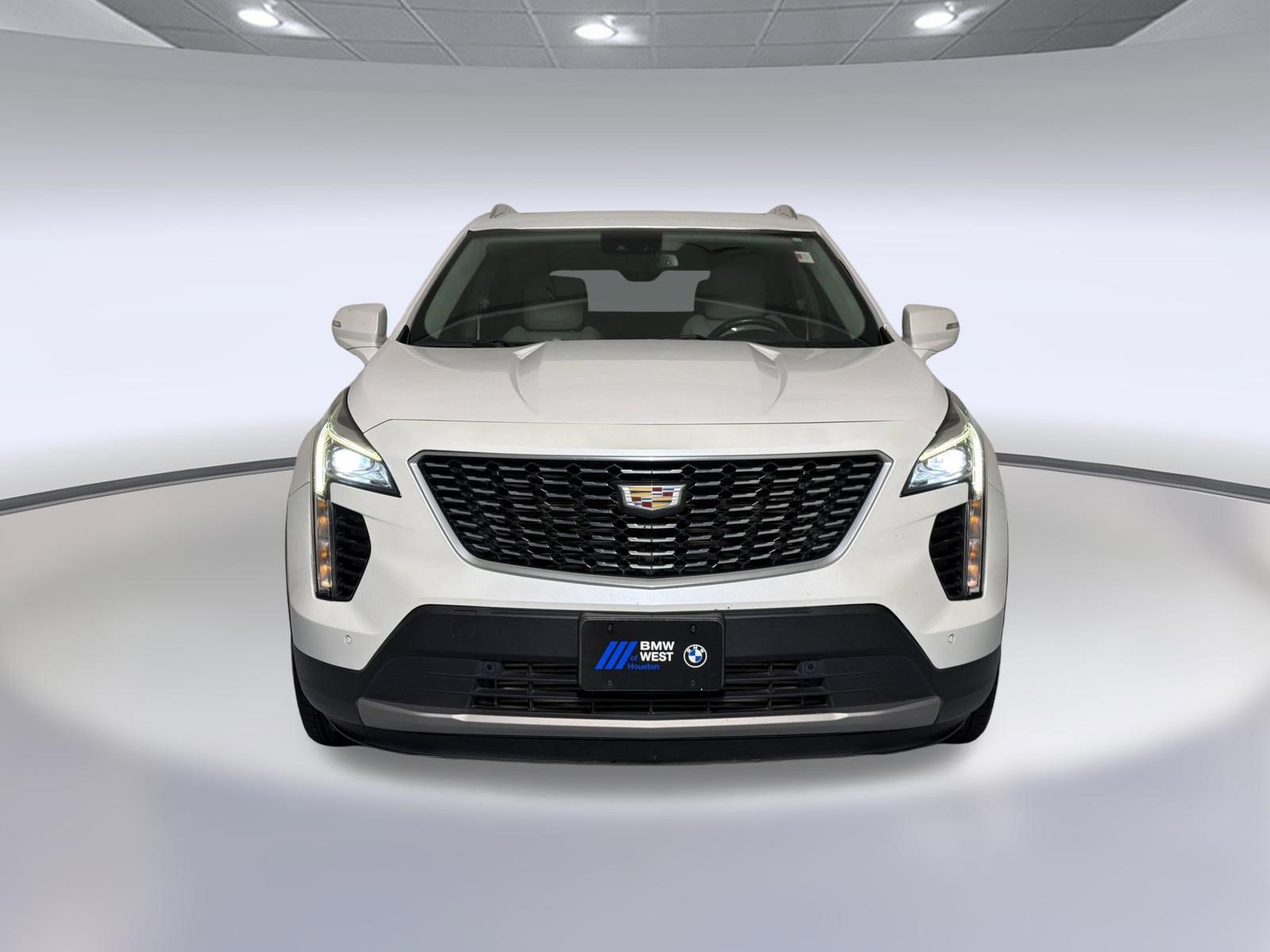 Used 2023 Cadillac XT4 Premium Luxury w/ Cold Weather Package FWD image 6
