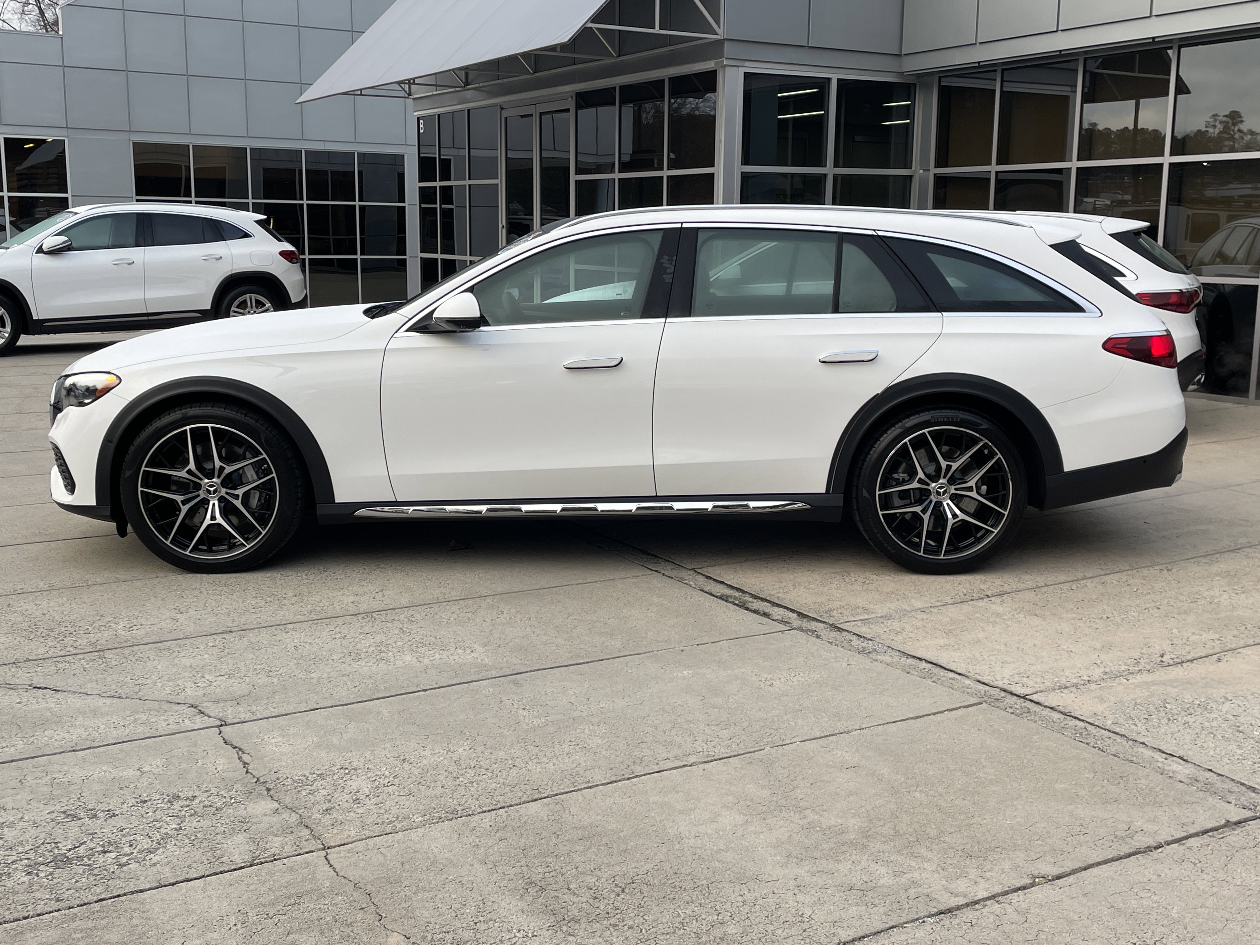 Certified 2025 Mercedes-Benz E 450 4MATIC All-Terrain Wagon image 16