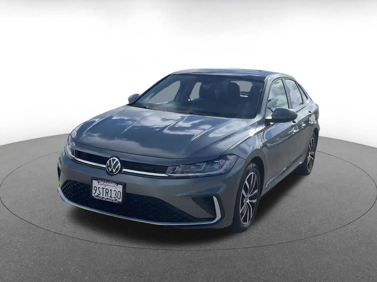 Used 2025 Volkswagen Jetta SE image 7