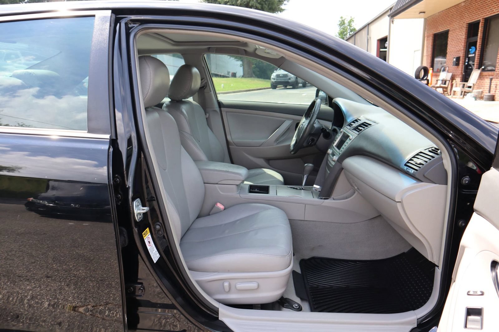 Used 2008 Toyota Camry Hybrid FWD image 16