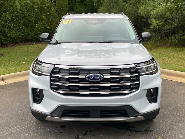 Used 2026 Ford Explorer Active w/ Active Comfort Package AWD/4WD image 2