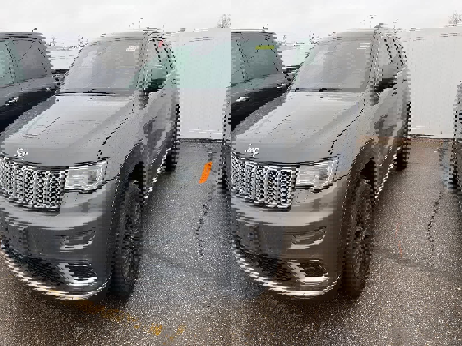 Used 2018 Jeep Grand Cherokee Summit image 5