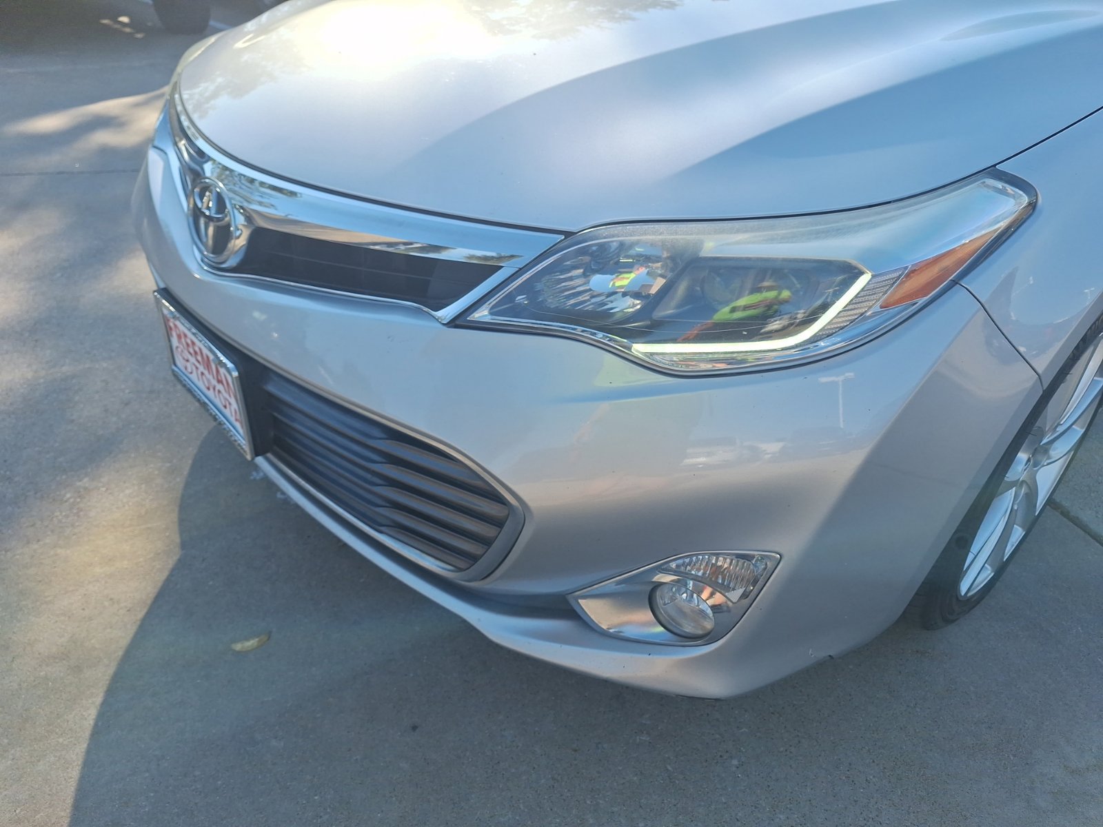 Used 2014 Toyota Avalon Limited FWD image 10