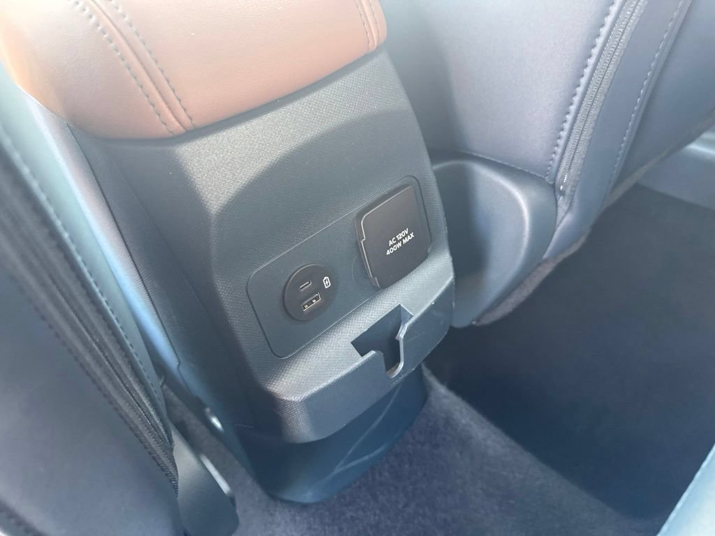 Used 2024 Ford Maverick Lariat AWD/4WD image 32