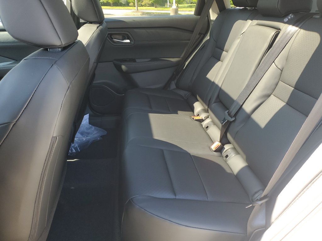 New 2026 Nissan Rogue Dark Armor FWD image 12