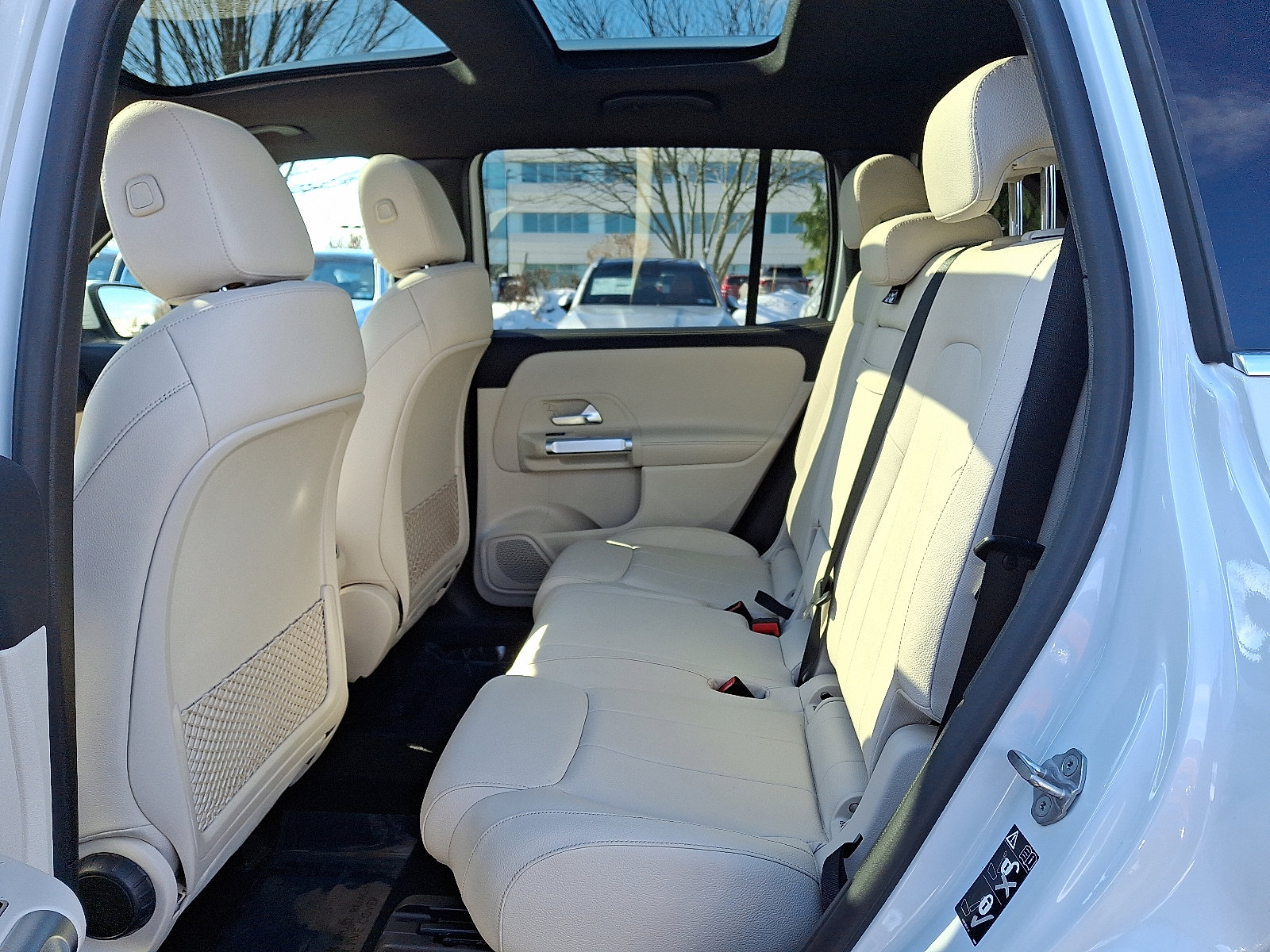 Certified 2022 Mercedes-Benz GLB 250 4MATIC image 10