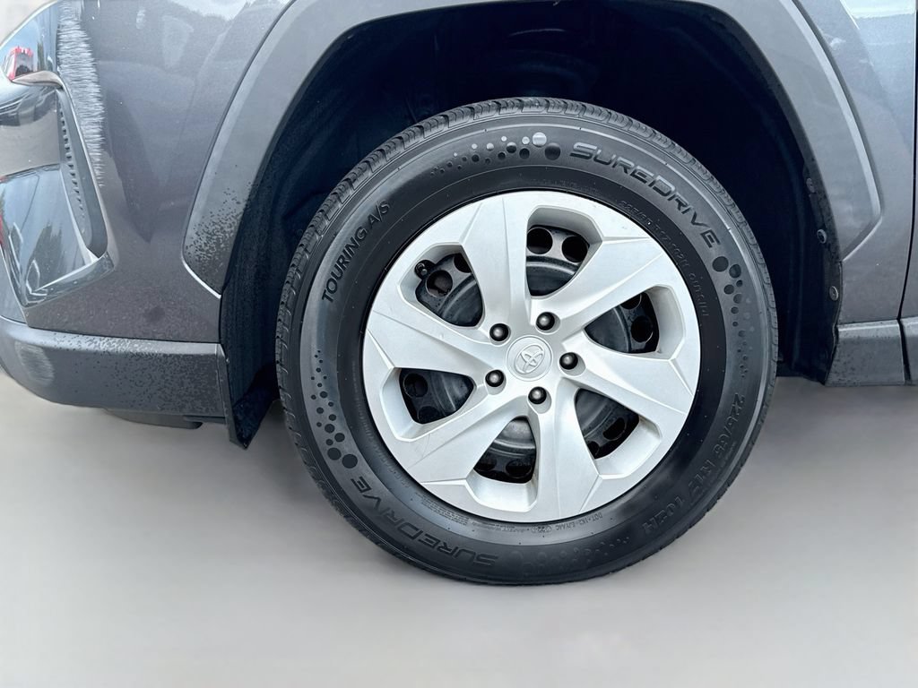 Used 2020 Toyota RAV4 LE w/ Carpet Mat Package FWD image 32