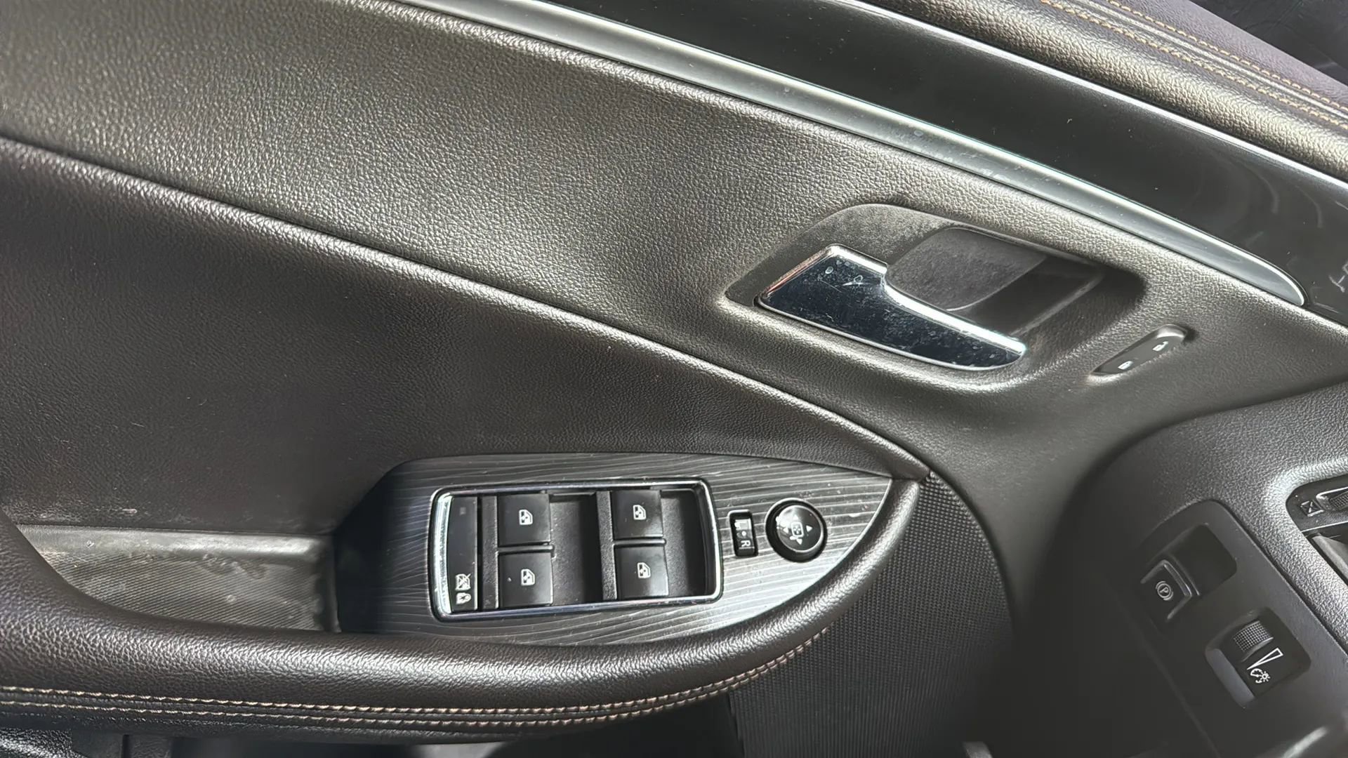 Used 2019 Chevrolet Impala LT image 22