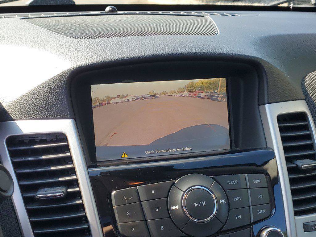 Used 2015 Chevrolet Cruze LT w/ Sun And Sound Package FWD image 16