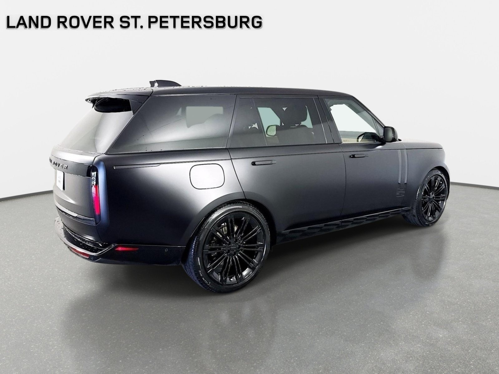 New 2026 Land Rover Range Rover Long Wheelbase SE AWD/4WD image 5