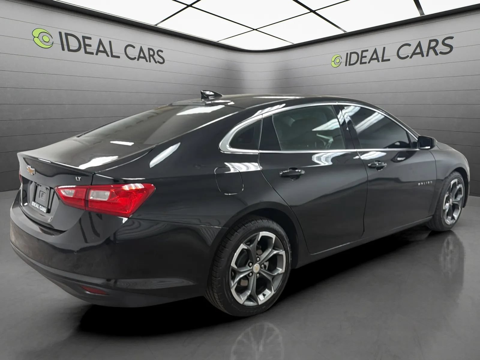 Used 2024 Chevrolet Malibu LT FWD image 5