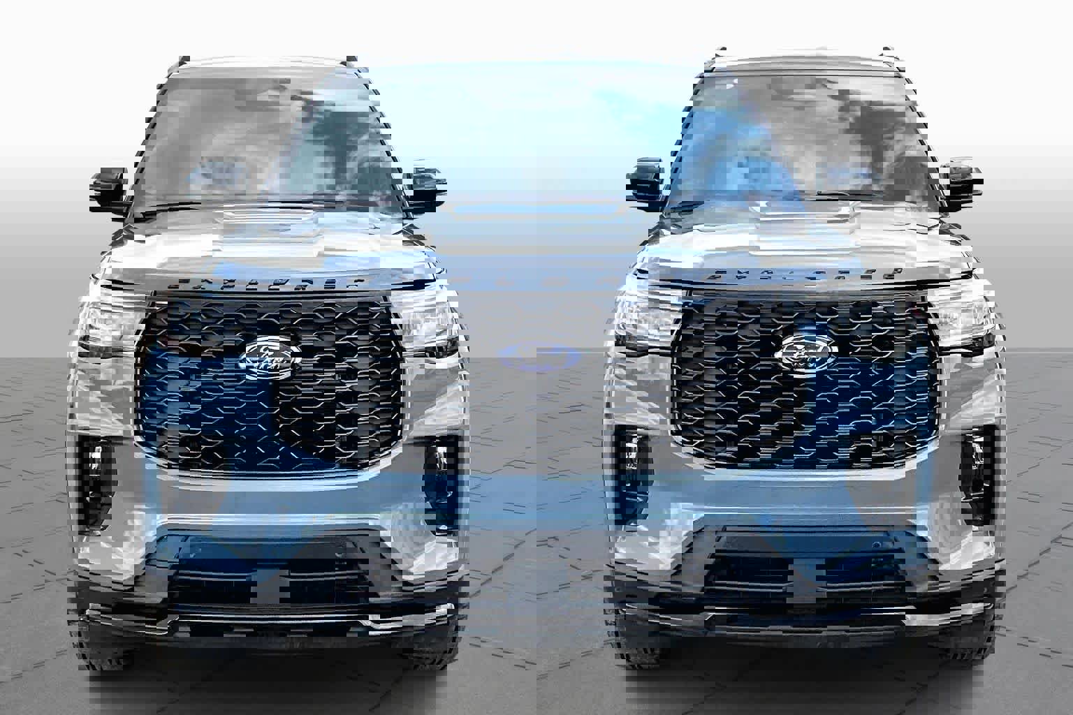 Certified 2025 Ford Explorer ST-Line w/ Premium Package image 4