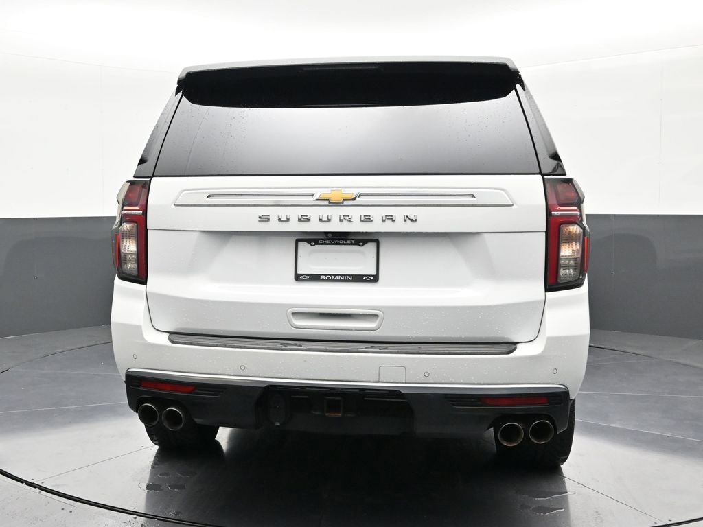Used 2021 Chevrolet Suburban High Country w/ Premium Package 2 AWD/4WD image 4
