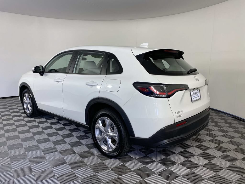 Used 2024 Honda HR-V LX image 6