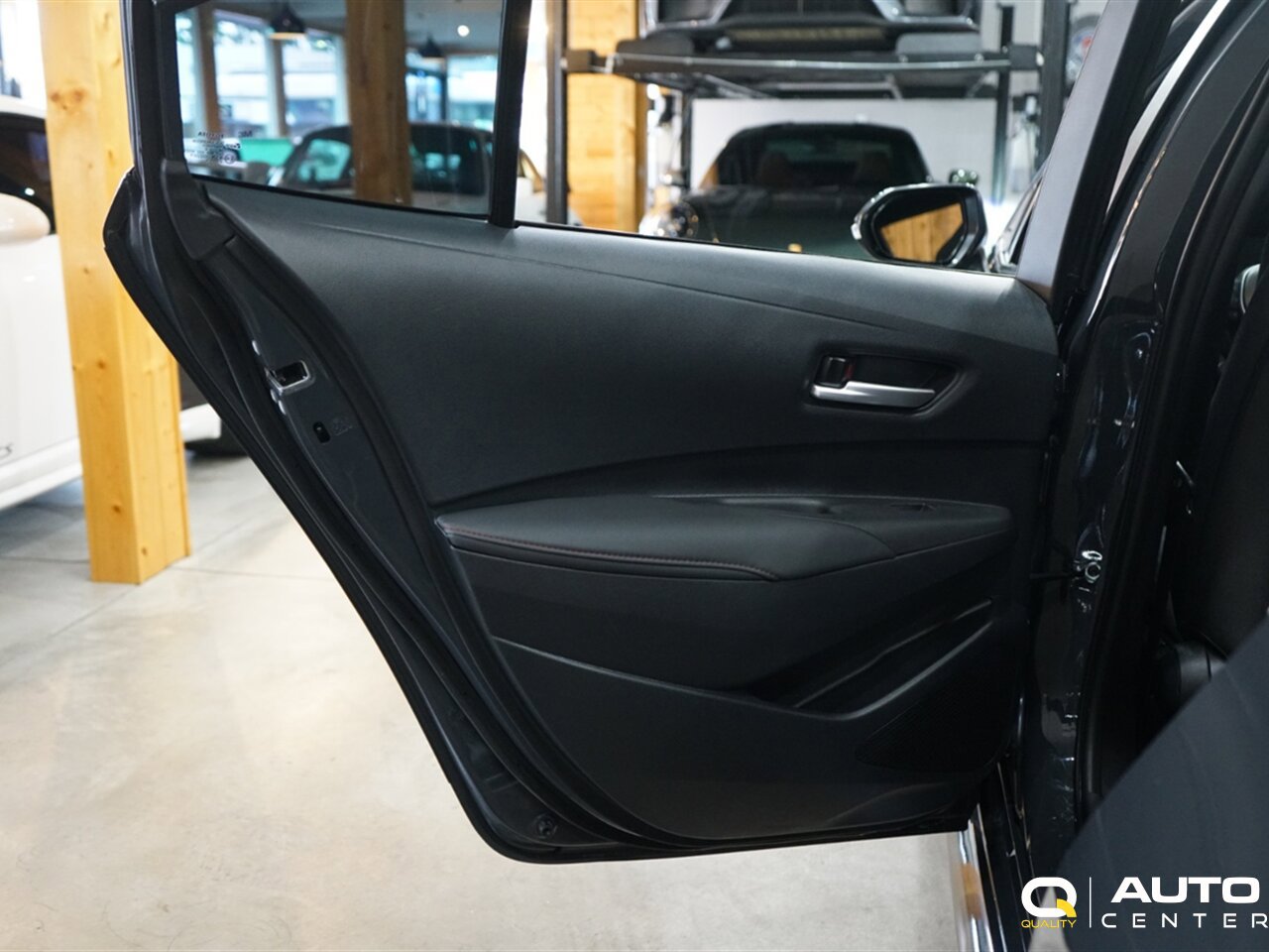 Used 2024 Toyota Corolla SE image 22