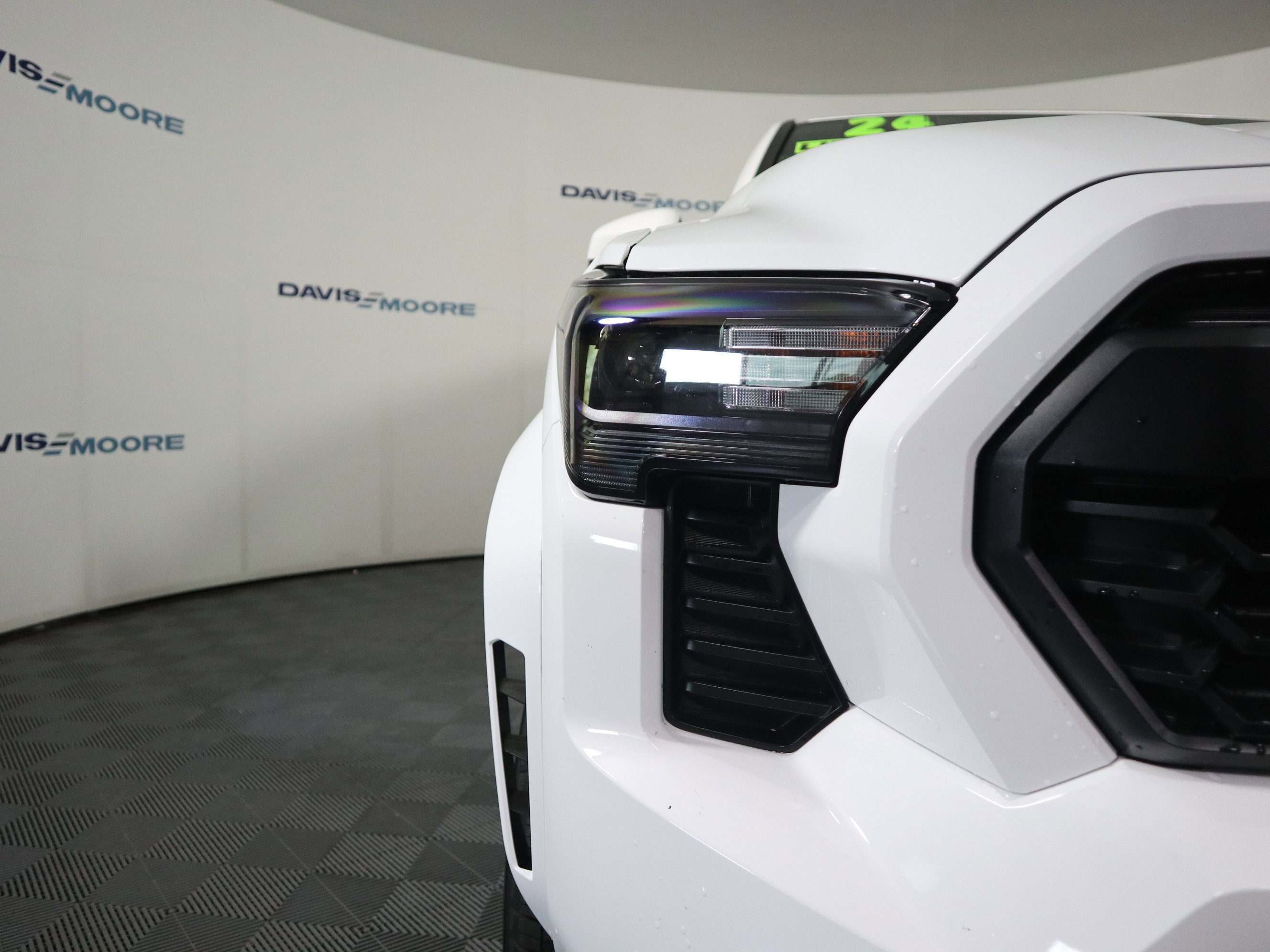 Used 2024 Toyota Tacoma TRD Sport image 3