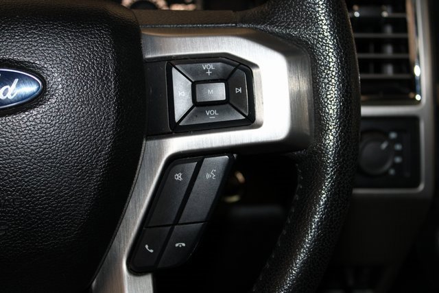 Used 2015 Ford F150 Platinum image 29