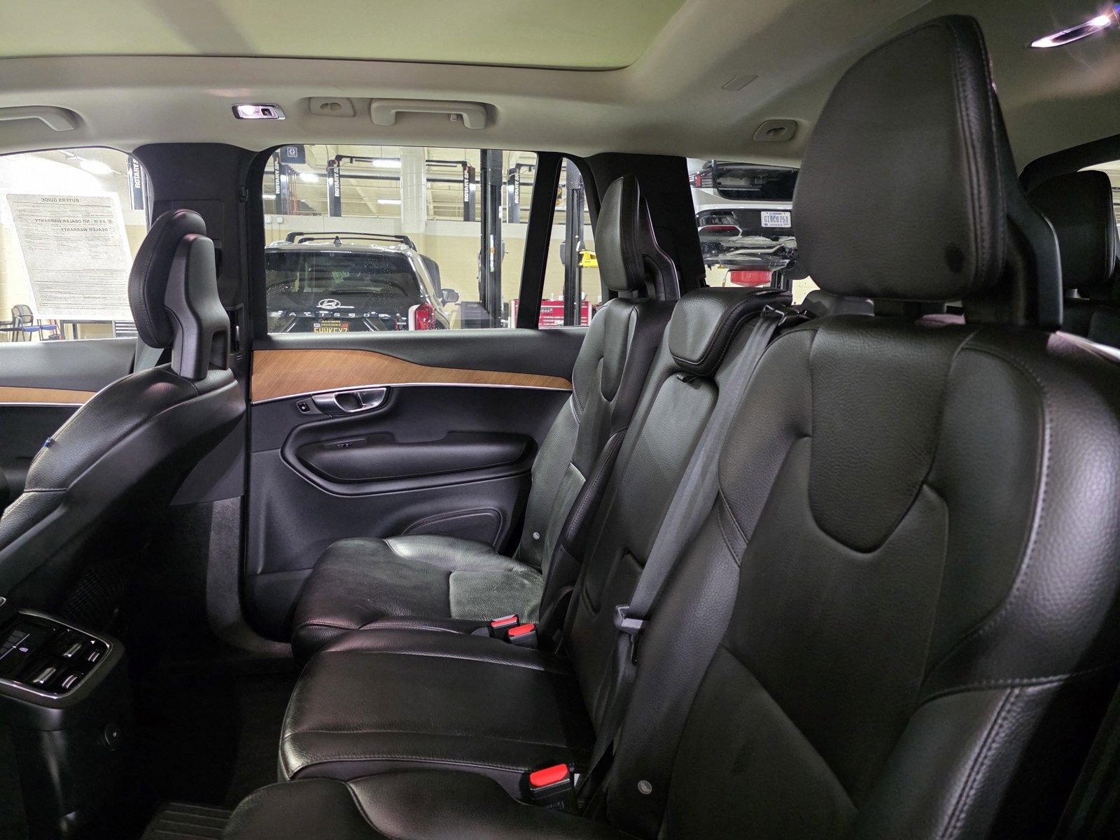 Used 2022 Volvo XC90 T8 Inscription Expression image 14