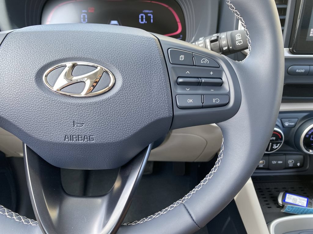 New 2026 Hyundai Venue SEL FWD image 21