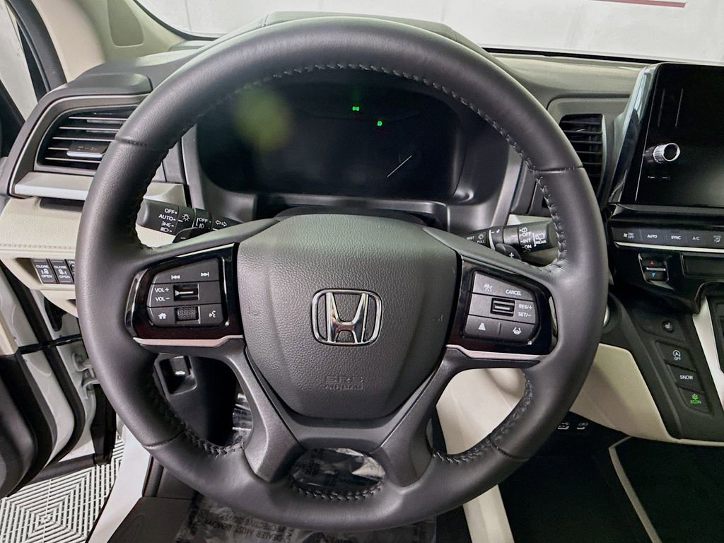 Used 2025 Honda Odyssey EX-L image 19