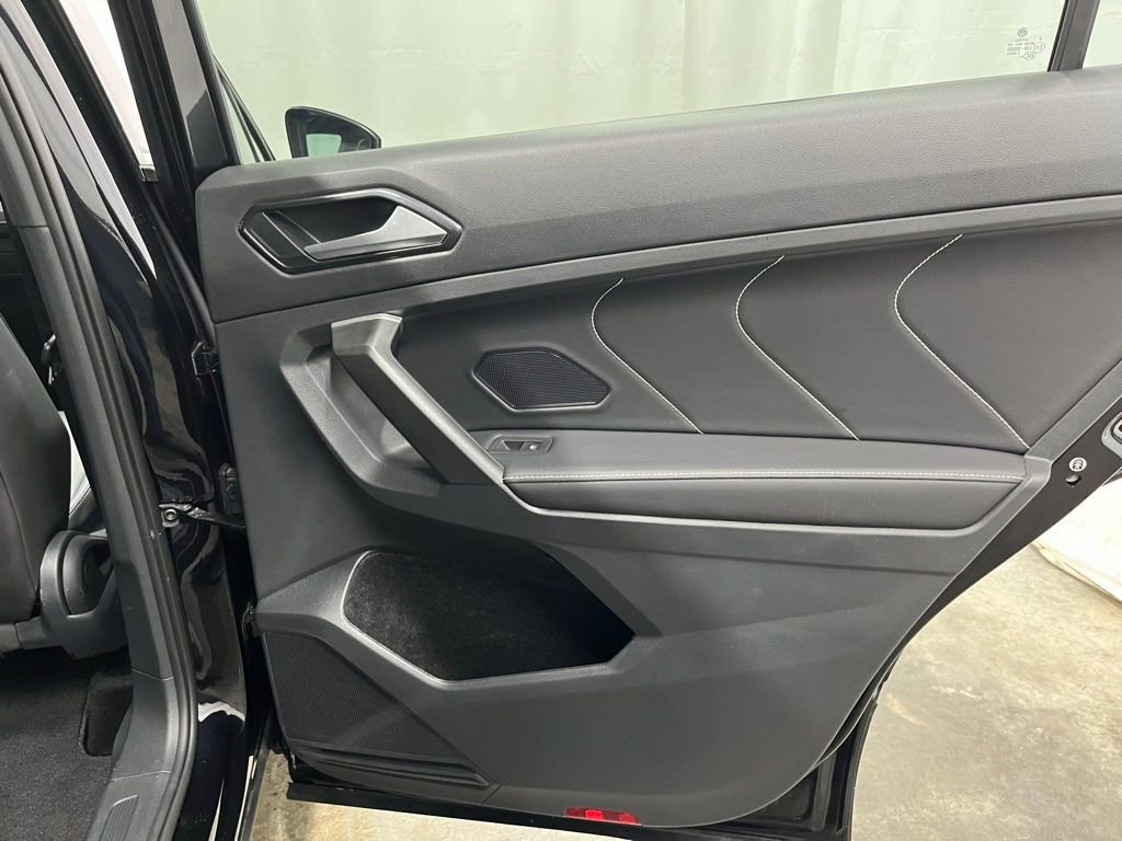 Certified 2024 Volkswagen Tiguan SE R-Line FWD image 25