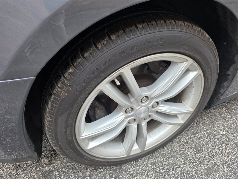 Used 2014 Tesla Model S 85 RWD image 29