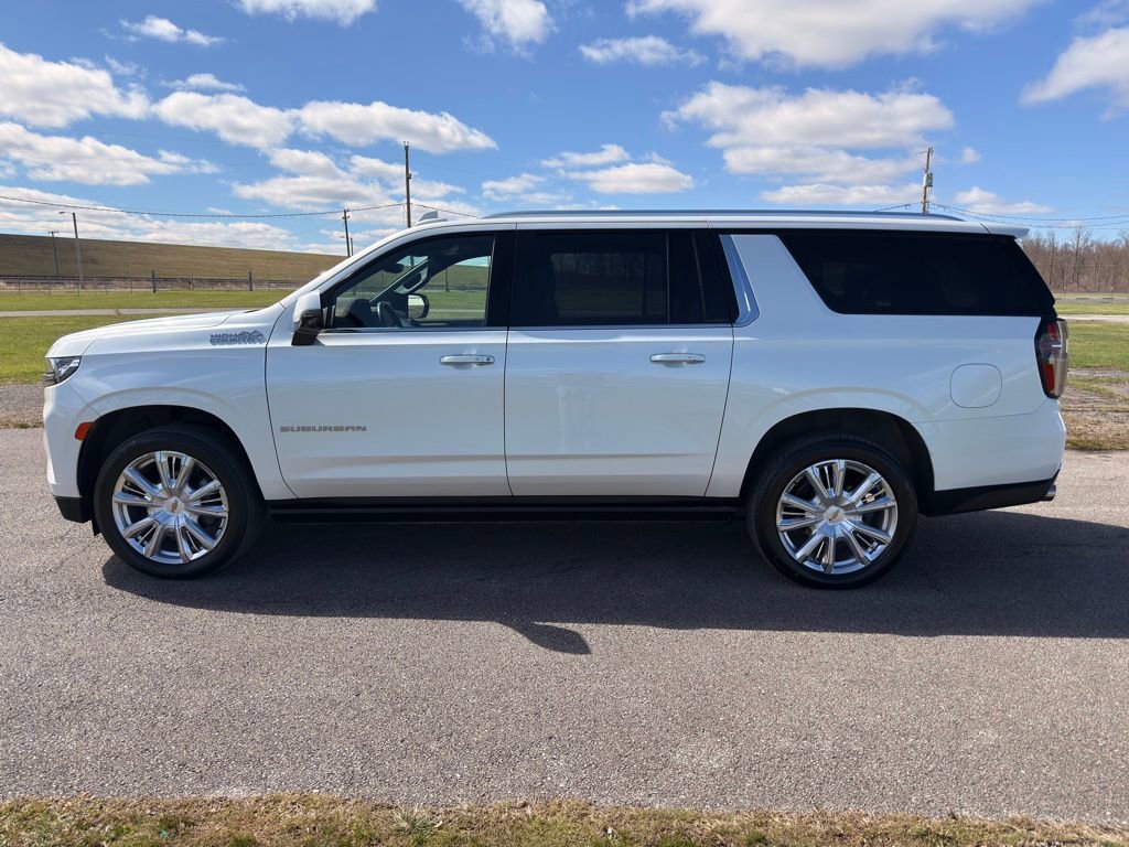 Used 2022 Chevrolet Suburban High Country w/ LPO, Illumination Package image 10
