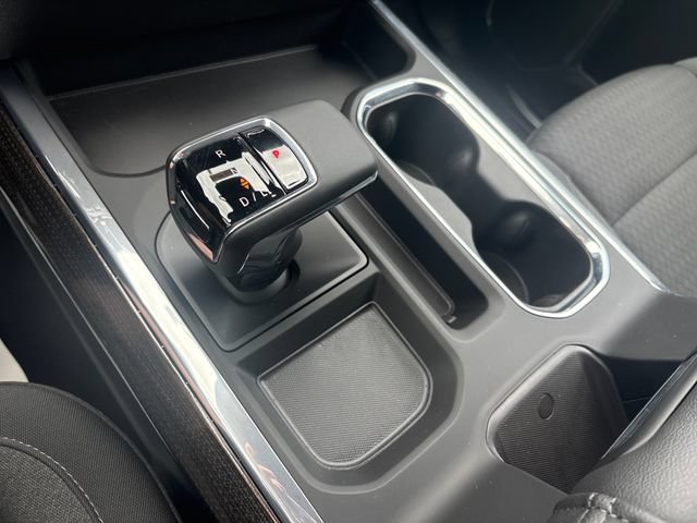 Used 2025 Chevrolet Silverado 1500 LT Trail Boss w/ Dark Appearance Package AWD/4WD image 29