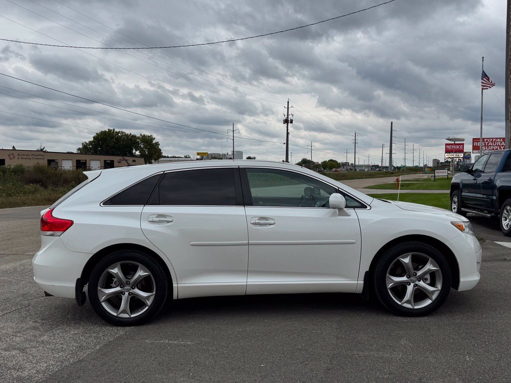 Used 2011 Toyota Venza AWD w/ Premium Pkg #2 image 37