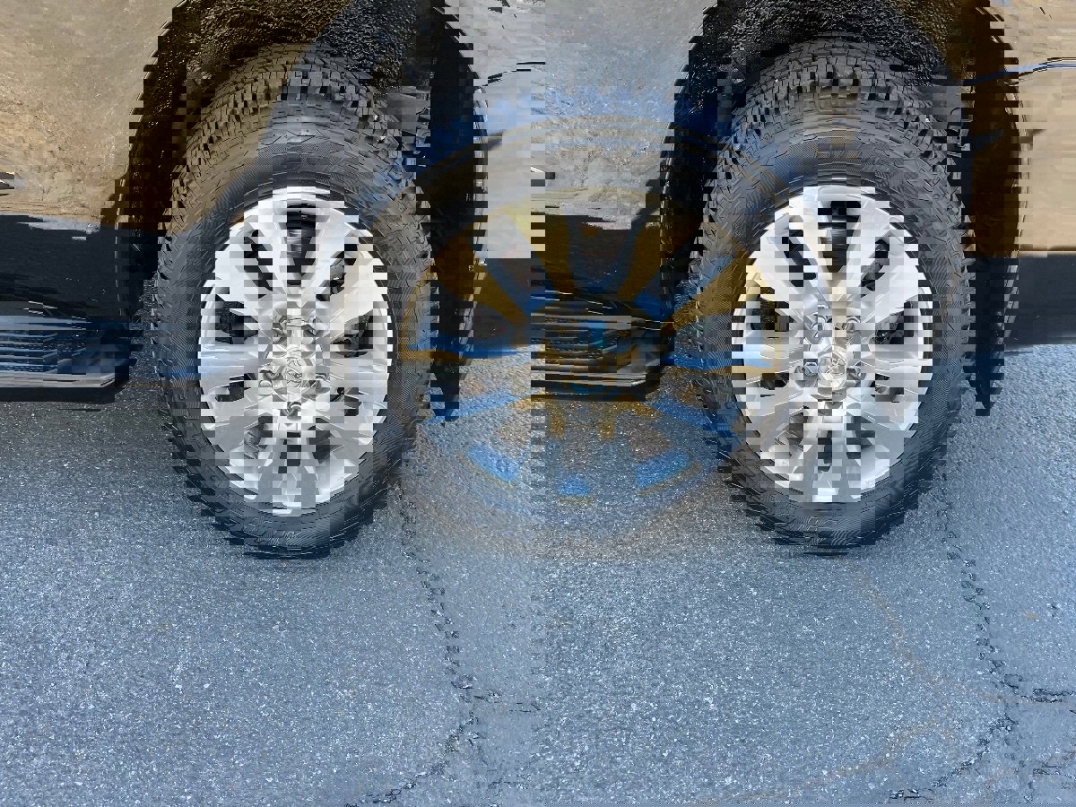 Used 2012 Toyota Sequoia Platinum image 47