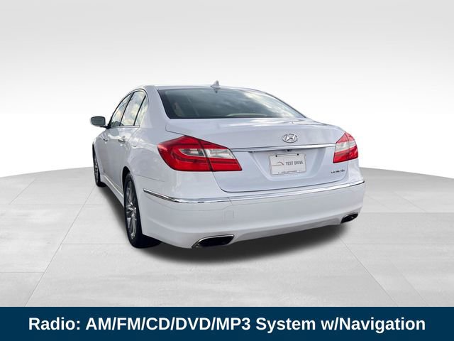 Used 2014 Hyundai Genesis 3.8 w/ Premium Package 02 RWD image 3