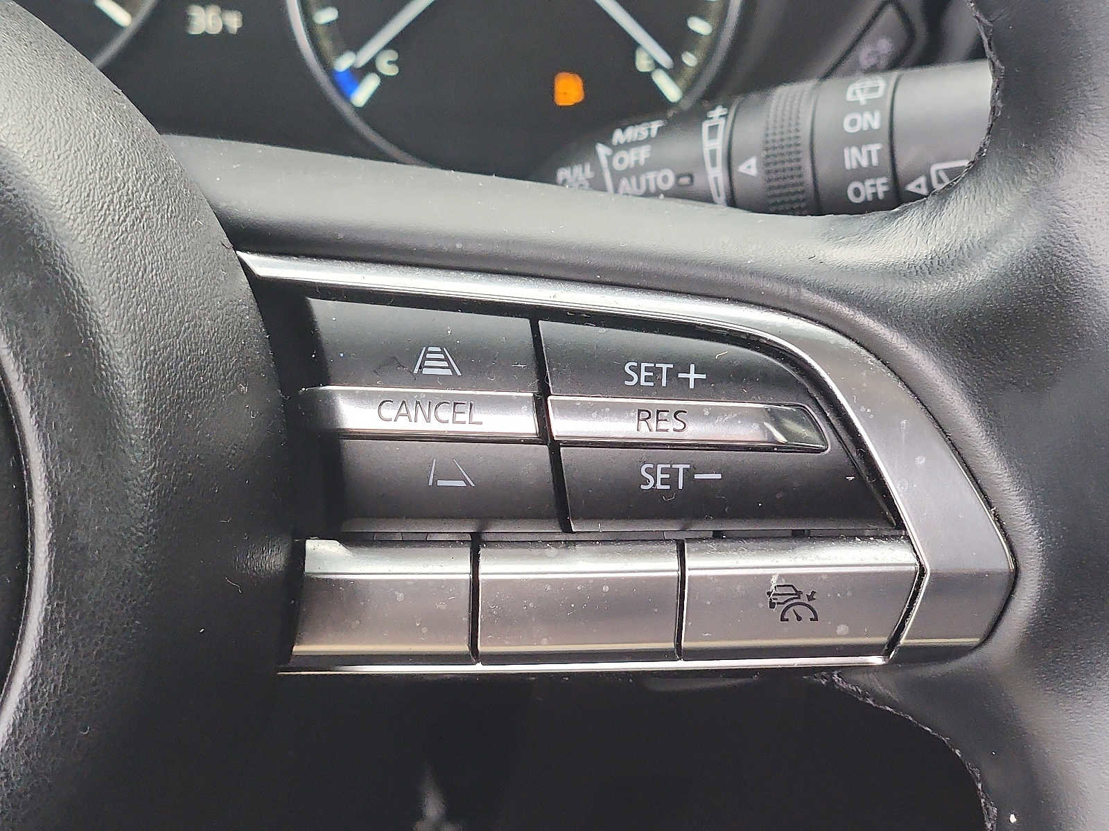 Used 2021 MAZDA CX-30 AWD 2.5 S w/ Premium Package image 22