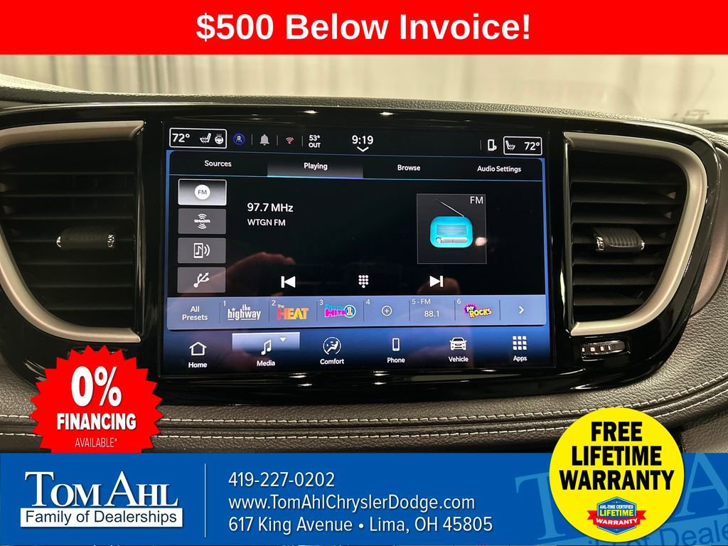 New 2026 Chrysler Pacifica Select image 15