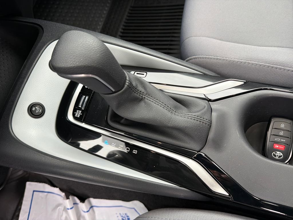 Used 2023 Toyota Corolla SE image 24