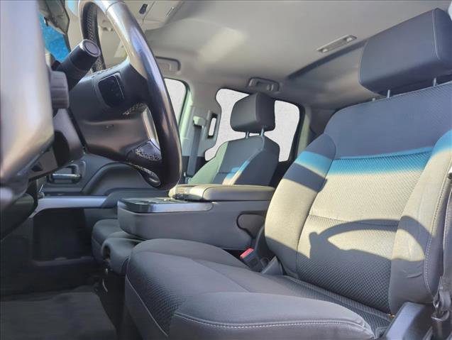 Used 2018 Chevrolet Silverado 1500 LT w/ Texas Edition image 18