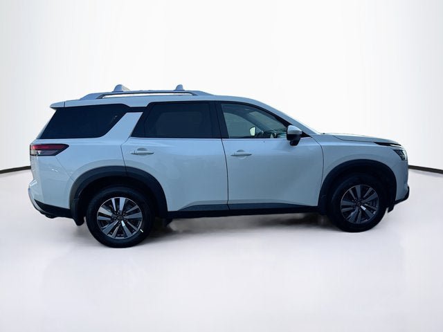 Certified 2023 Nissan Pathfinder SL AWD/4WD image 4