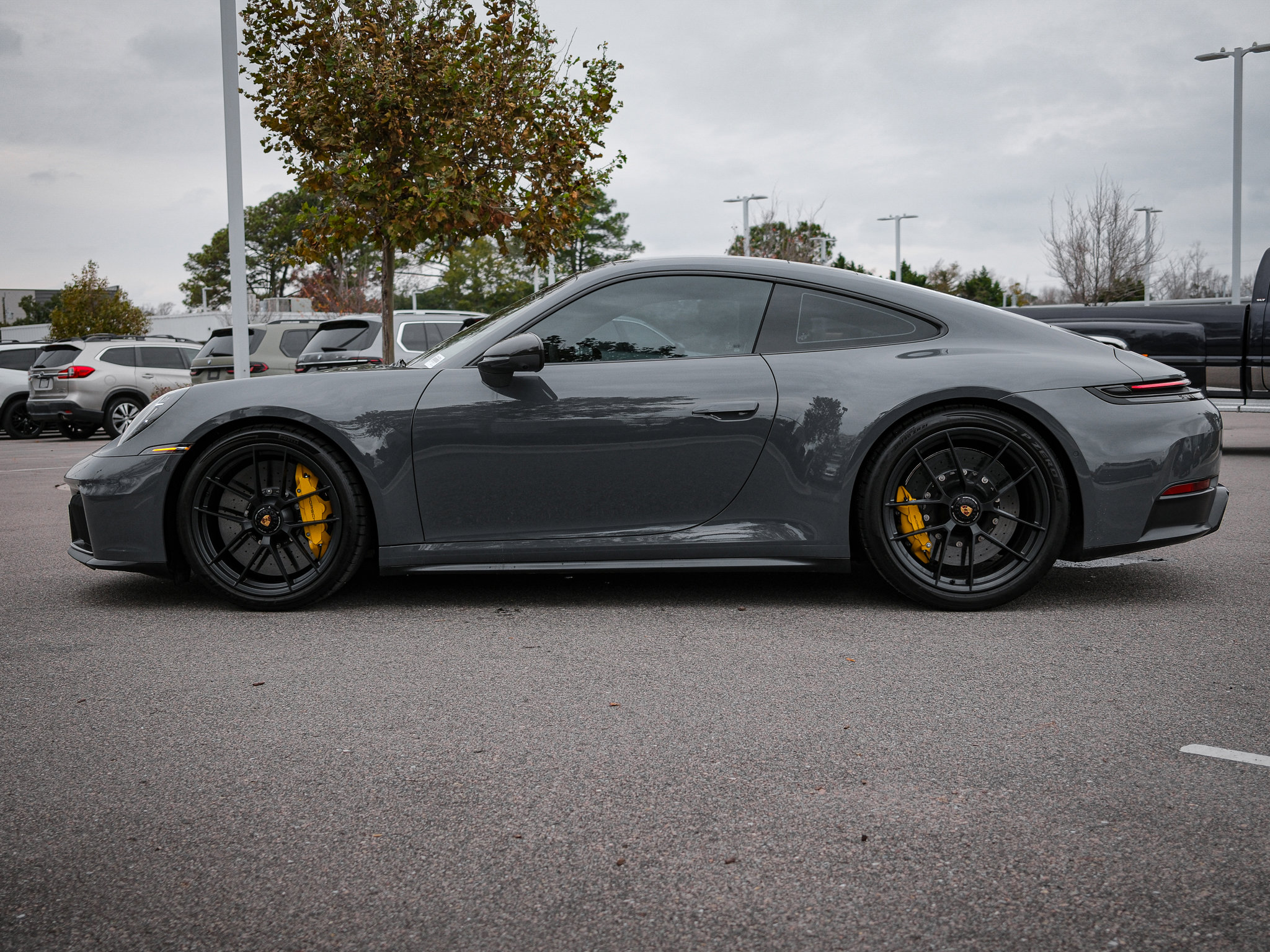 Used 2025 Porsche 911 Carrera 4 GTS image 7