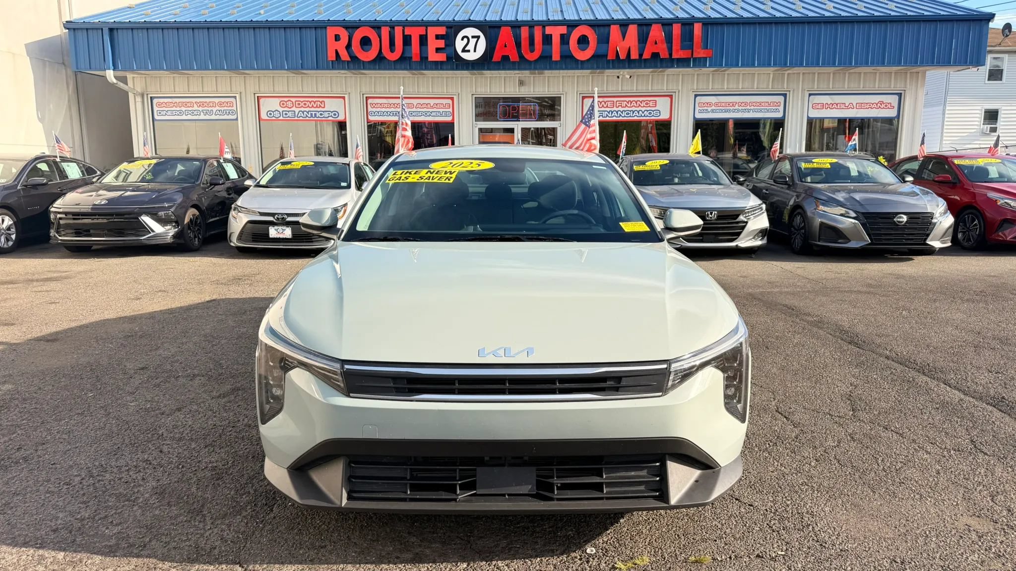 Used 2025 Kia K4 FWD image 3