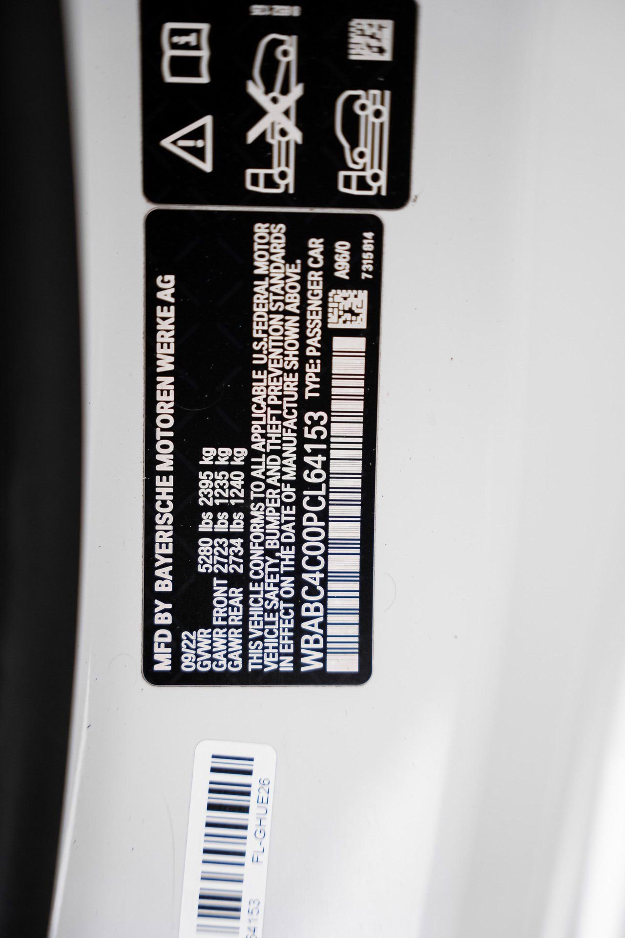 Used 2023 BMW M850i xDrive Coupe w/ M Sport Professional Package image 59