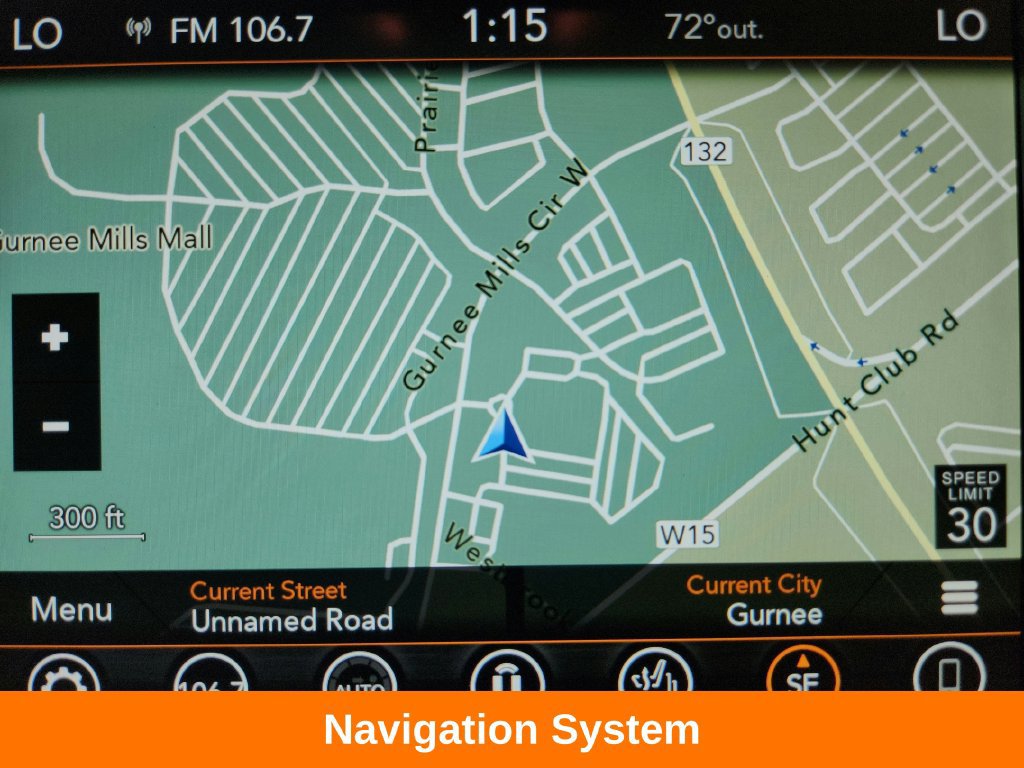 Used 2018 Jeep Grand Cherokee Altitude RWD image 15