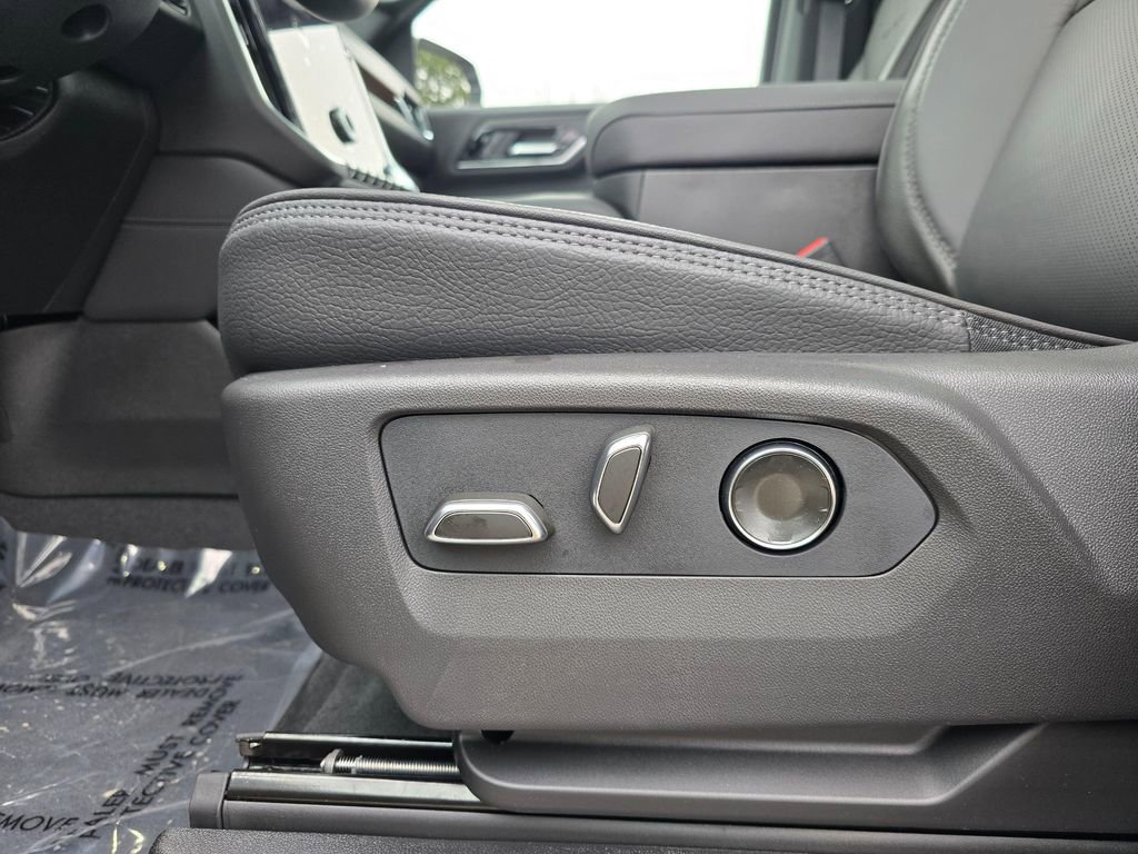 New 2026 GMC Yukon XL Denali w/ Denali Reserve Package image 26