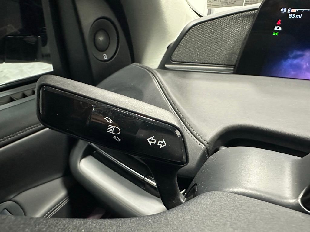 Used 2025 Lincoln Navigator Reserve image 22