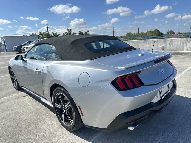 Used 2025 Ford Mustang Premium RWD image 40