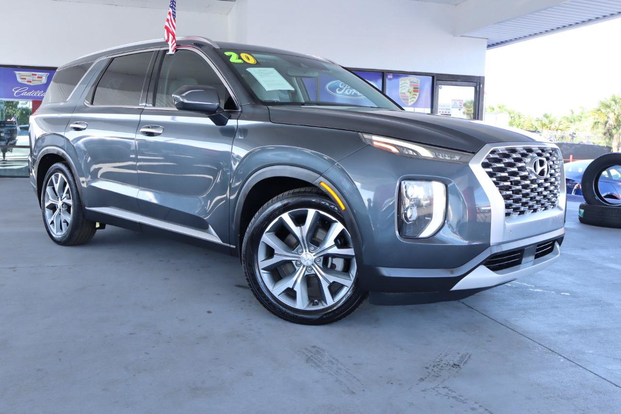 Used 2020 Hyundai Palisade SEL w/ Premium Package FWD image 3
