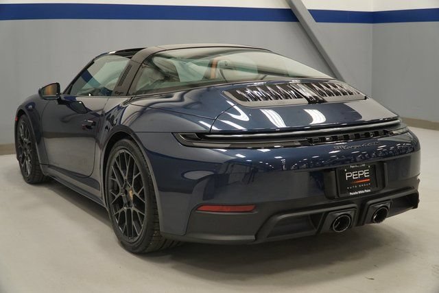 Certified 2026 Porsche 911 Targa 4 GTS AWD/4WD image 3
