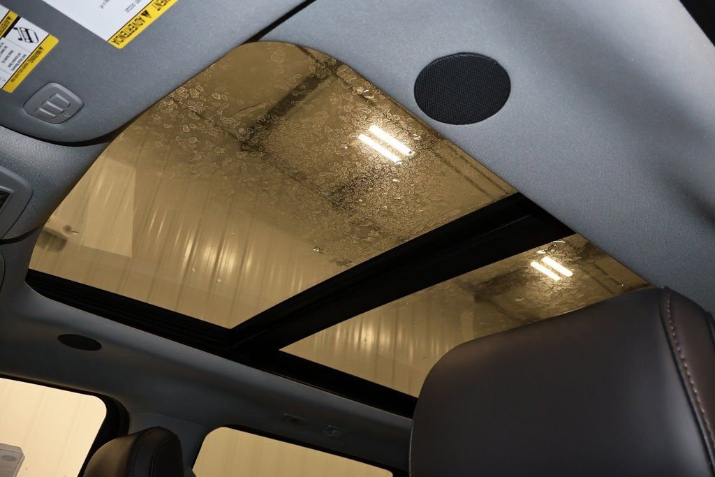 New 2025 Ford F350 Lariat w/ Lariat Ultimate Package image 28