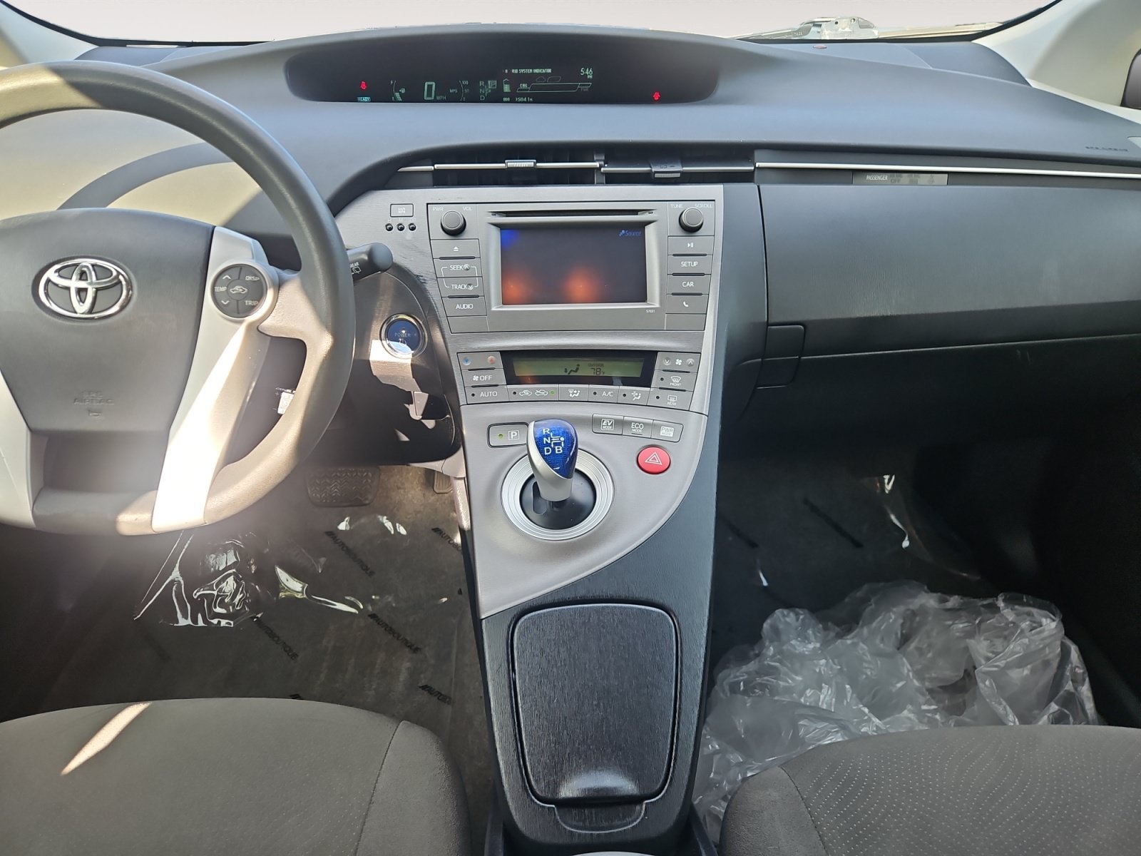 Used 2015 Toyota Prius Two FWD image 11