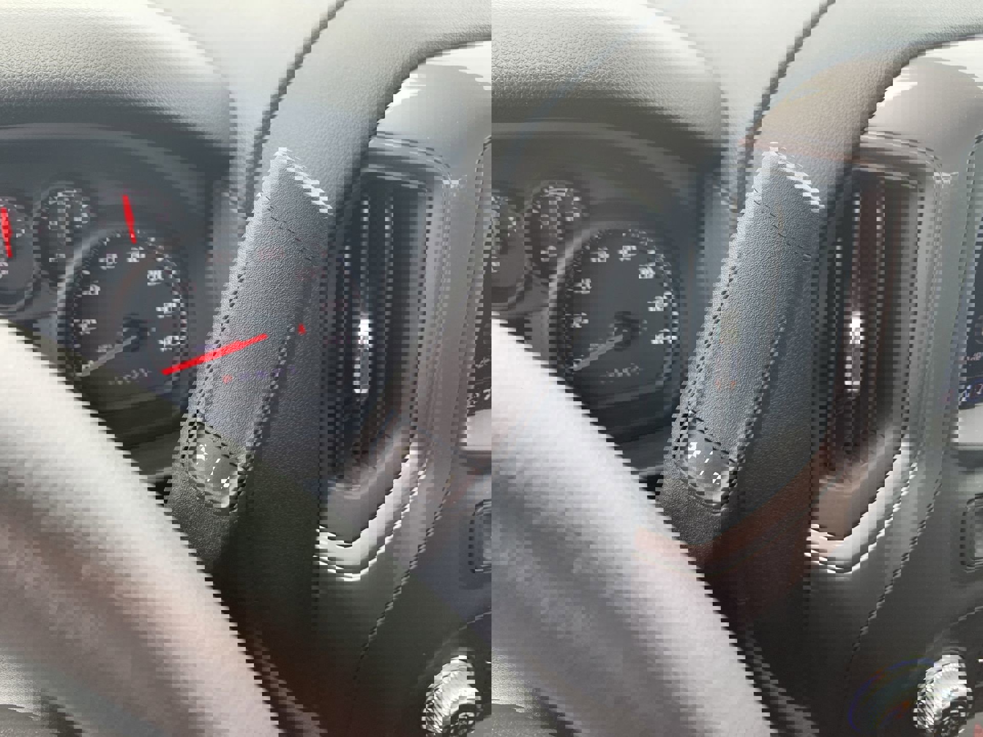 New 2024 GMC Sierra 3500 Pro w/ Fleet Convenience Package image 19